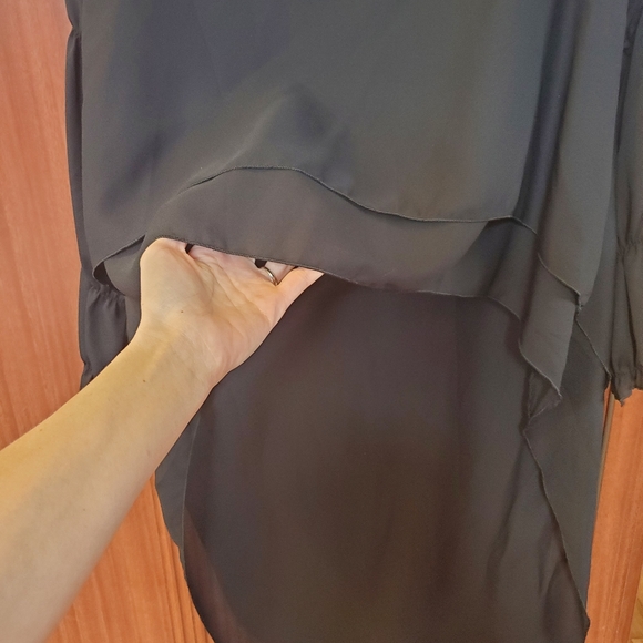 Black chiffon high low top - Picture 4 of 5